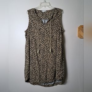 Beach lunch lounge Size 1X brown black leopard print sleeveless shift dress